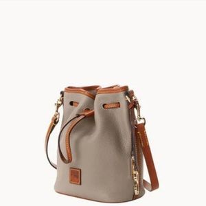 Dooney & Bourke Pebble Grain Small Drawstring in Taupe 👜👜👜